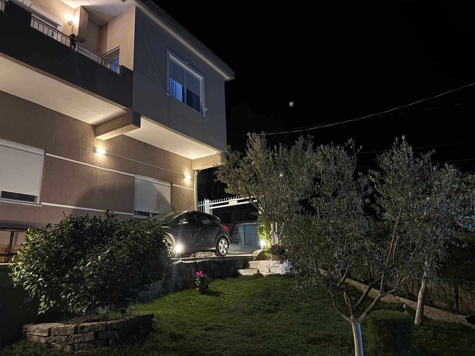 Ilvi Guesthouse Gjirokaster Luaran gambar